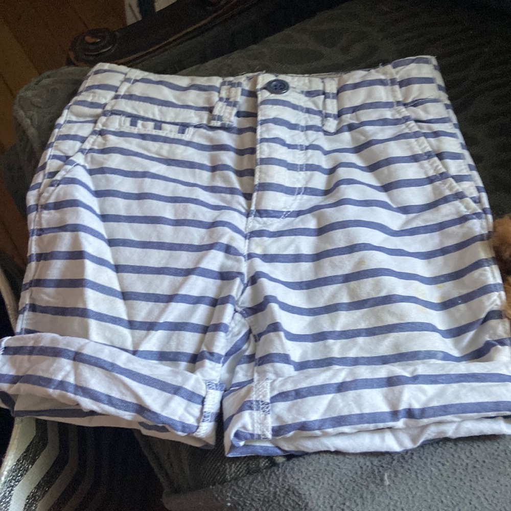 Gap kids size 5 dressing up shorts